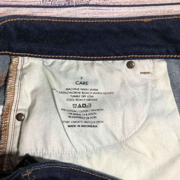 Ann Taylor Button Up Denim A-Line Skirt Size 2 - Picture 5 of 5